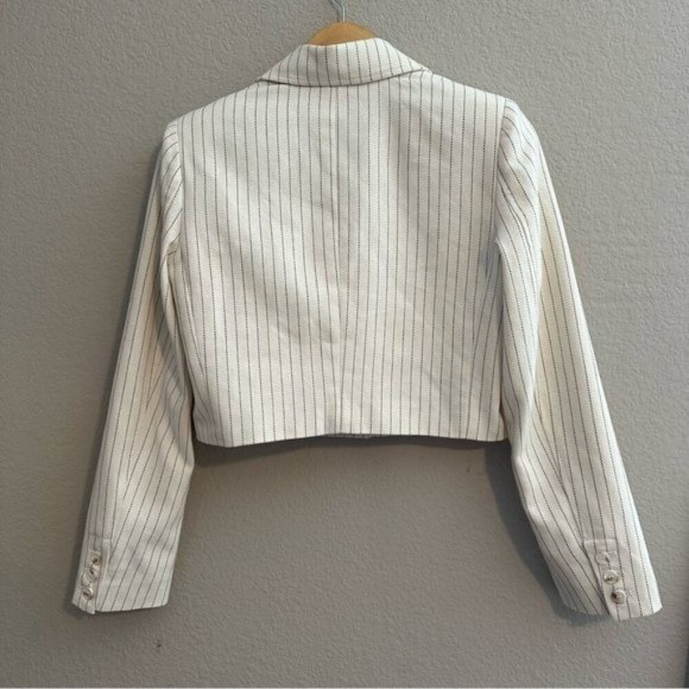 JASON WU Pin Stripped Cropped Jacket with Pockets in Cream SZ Small Blazer - Picture 7 of 12